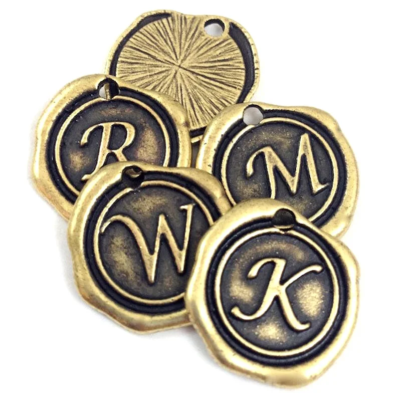 

60 Pieces/lot Antique Brass Alphabet Personalized Add on 26 English Letter Charm Monogrammed Intial Wax Seal Pendant 18mm