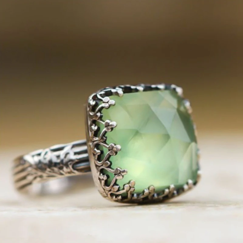 

Hot sale Women Ring Vintage Boho Princess Cut Natural Crystal Green Stone Moonstone Rings for Female Jewelry Punk rings