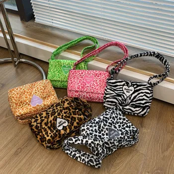 

Bags for women 2020 autumn and winter new cute Lamb leopard print furry love embroidery one-shoulder messenger handbag
