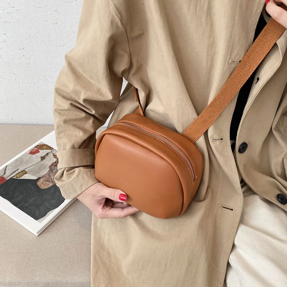 Fashion PU Leather Tassel Small Messenger Bags For Women 2021 Designer Handbag Soft Solid Wide Strap Crossbody Shoulder Bag Sac