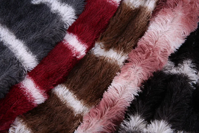 8594007754_578630263