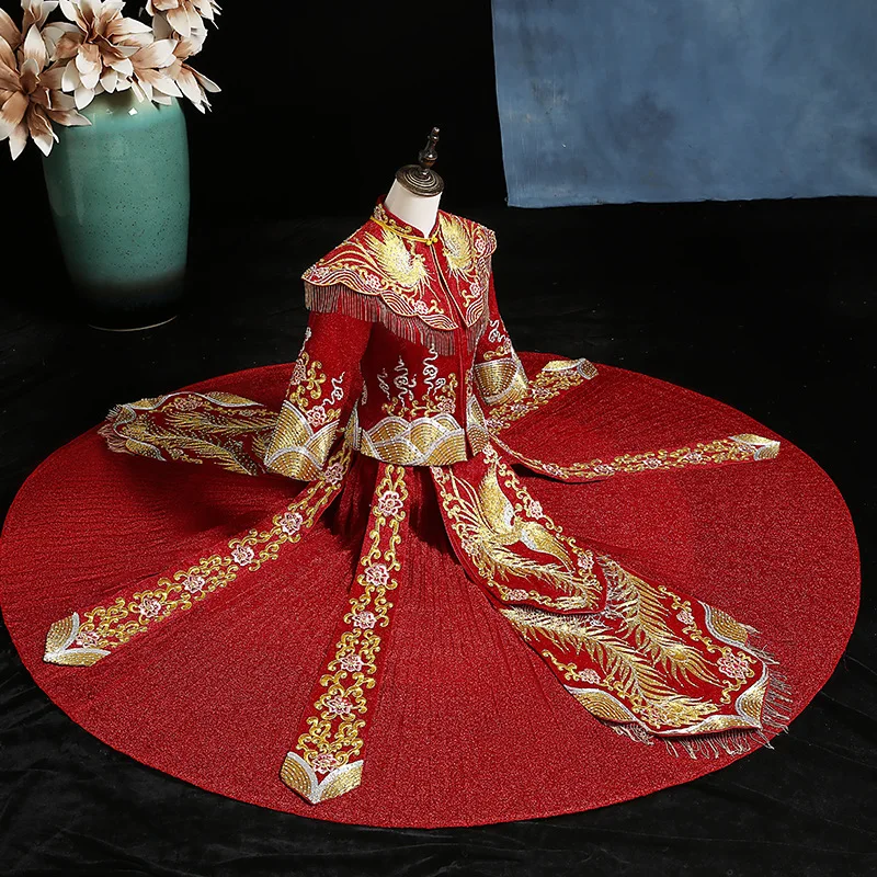 

Chinese Golden Red Embroidery Stylish Bride Wedding Dress Satin Vintage Cheongsam Oriental Classic Vestidos китайское платье