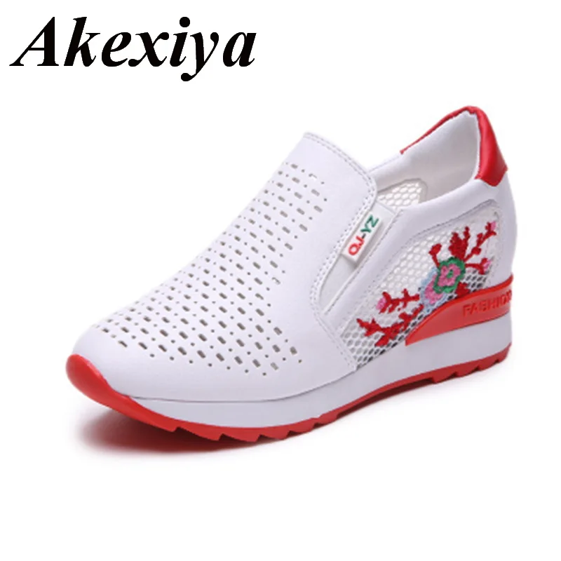 

Women Running Shoes Summer Spring Slip on Loafers Flower Mixed Colors Hollow Out Increasing Internal Height White Sneakers 35-39