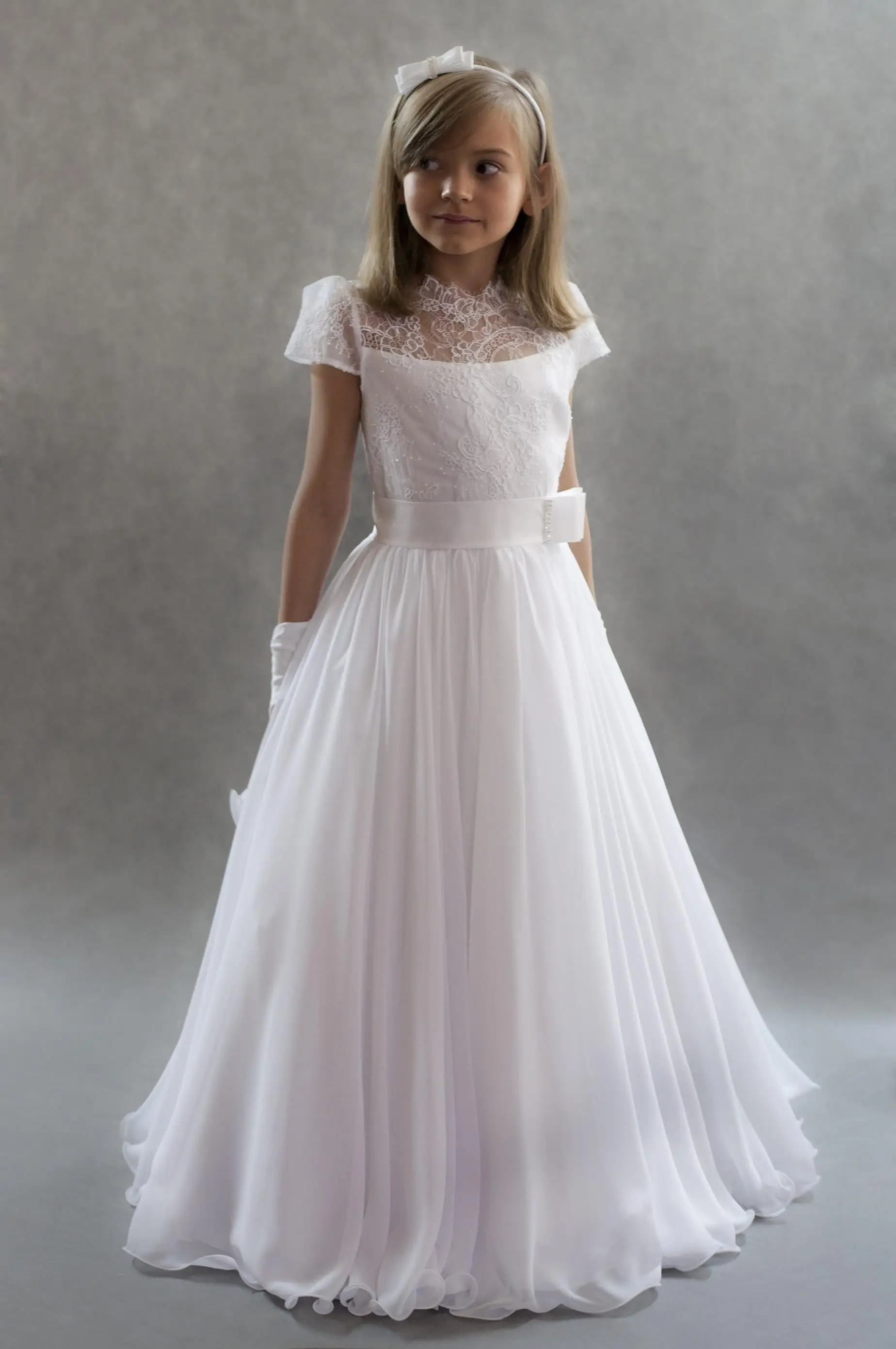 Princess Flower Girls Dresses For Weddings High Neck Cap Sleeves Lace Chiffon Floor Length First Communion Dresses Kids Party