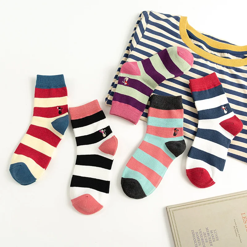 Цветные полосатые носки с вышивкой аниамл, милые забавные мультяшные осенне-зимние женские хлопковые носки, спортивные удобные повседневные носки