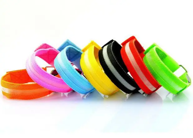 

LED Shining Sports Luminous Arm Strap Night Running Riding Lights Leggings Equipment Reflective Running Wrist Strap