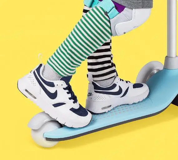 2020 New XIAOMI MIJIA MITU children's scooter exercise balance ability children's walker toy car lighting device electric car gift (12)