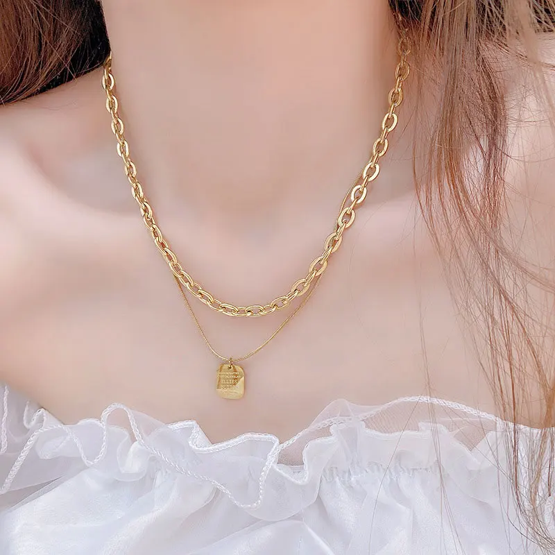 Ins Hot Luxury Square K Gold Temperament Flash Minimalist Necklace Vintage Choker Pendant Personalised Necklace Glamour Gift - Image 4