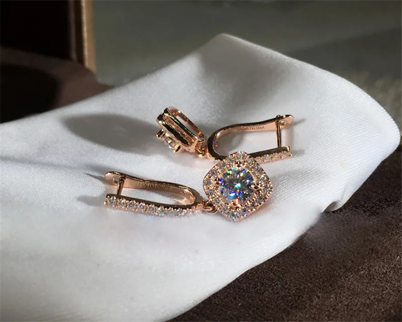 11858607646_1855493802