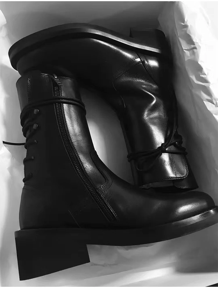 Buono Scarpe/Брендовые женские ботильоны с перекрестной шнуровкой; модные черные ботинки на шнуровке; Botas Fenimina; повседневные ботинки на молнии в байкерском стиле; коллекция года