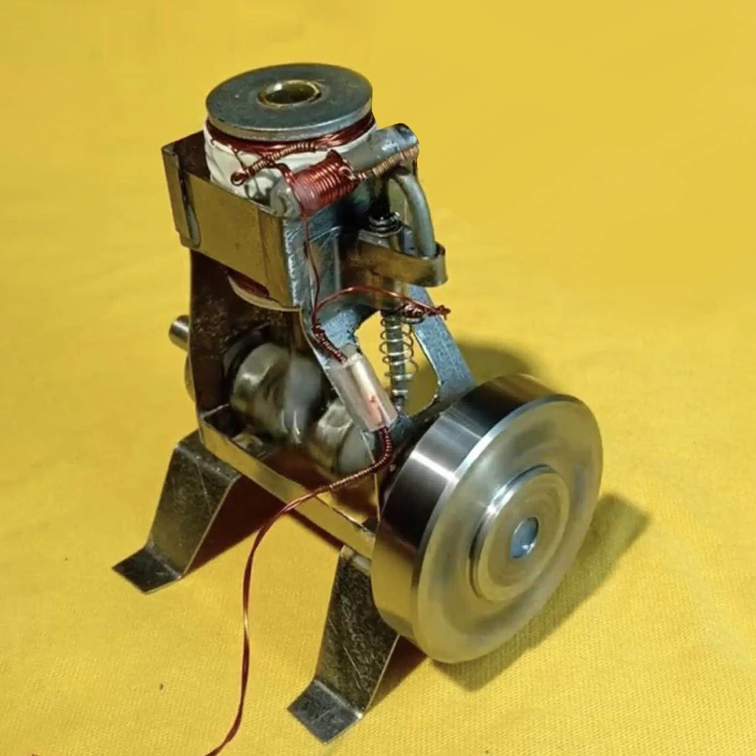 NFSTRIKE ручной работы электромагнитный одноцилиндровый двигатель модель DIY электромагнитной энергии преобразования ствол игрушка