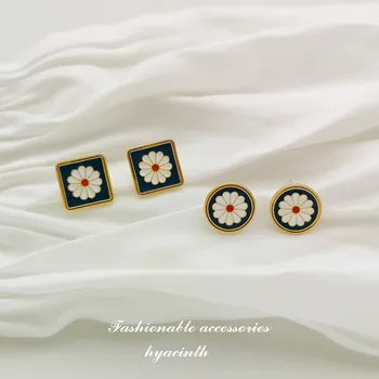 

HYACINTH Hong Kong Style Retro Little Daisy Geometry Ear Stud Hipster Elegant Needles Earrings South Korea Fashion Ear Rings