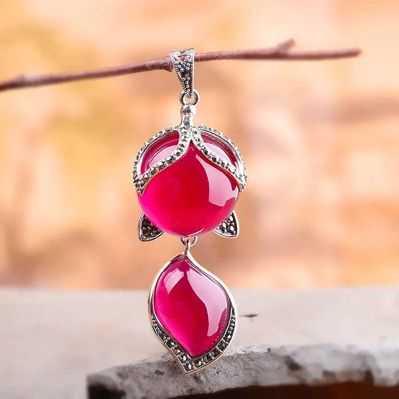 

direct marketing Thai silver handmade sautoir S925 pure silver ornaments pomegranate red ling fox women's pendant