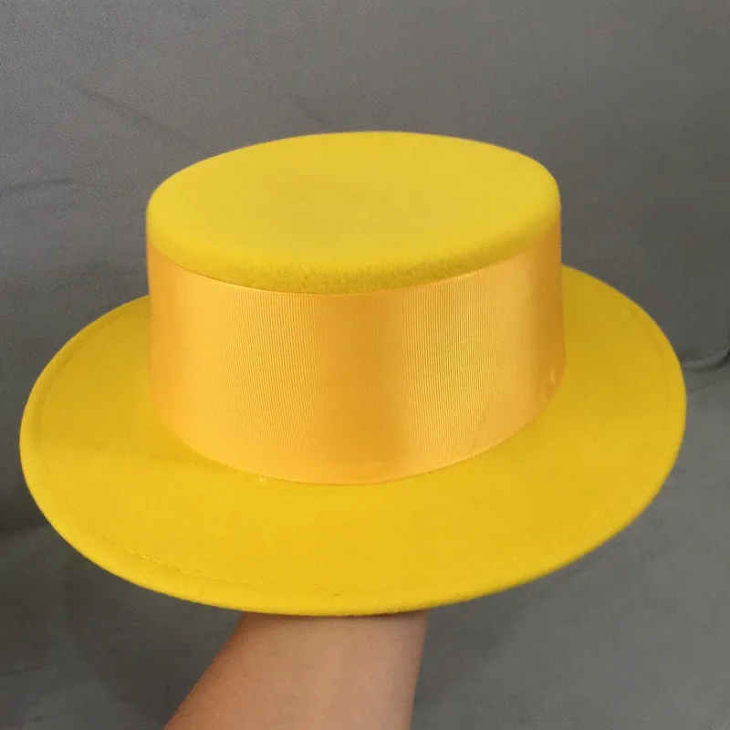 Новая модная желтая фетровая шляпа женская зимняя шапка женская короткая мягкая фетровая шляпа с широкими полями шерстяная шляпа резинка с тесьмой женские вечерние Свадебный церковный головной убор