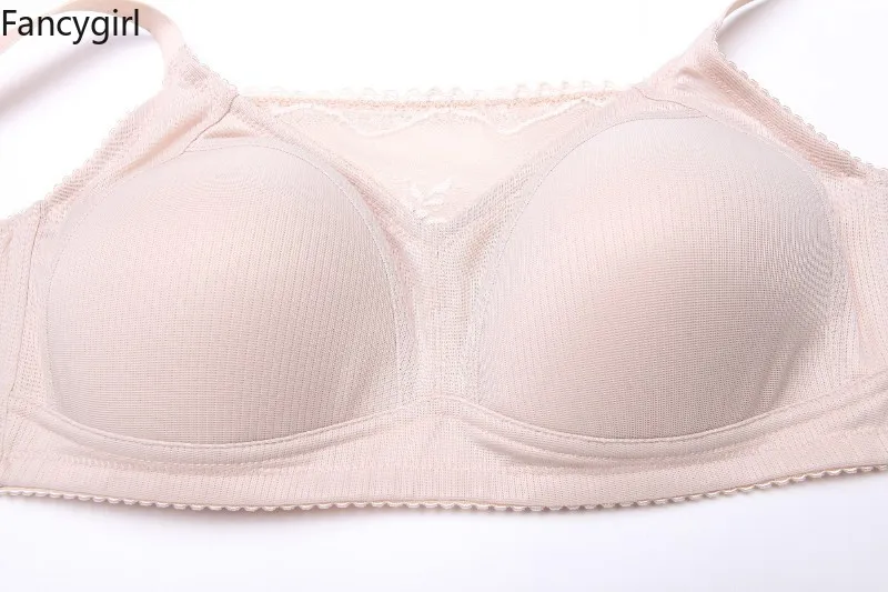 Рисунок 5 - Женский кружевной бюстгальтер без косточек