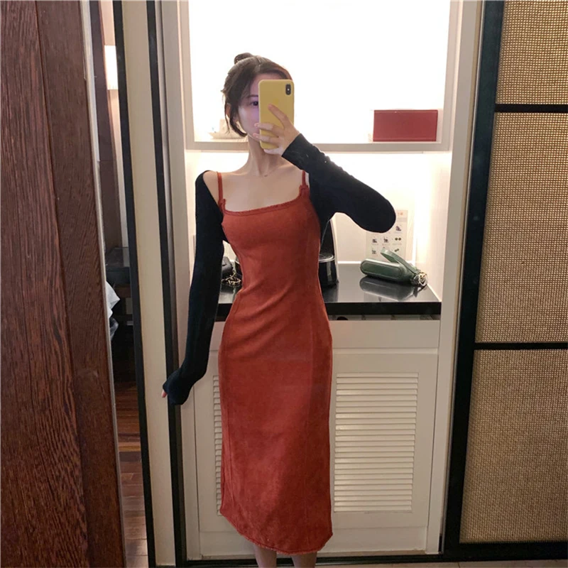 

Temperament, open shoulder, slim and slim, middle and long Sling Dress + black long sleeve shawl knitted shirt