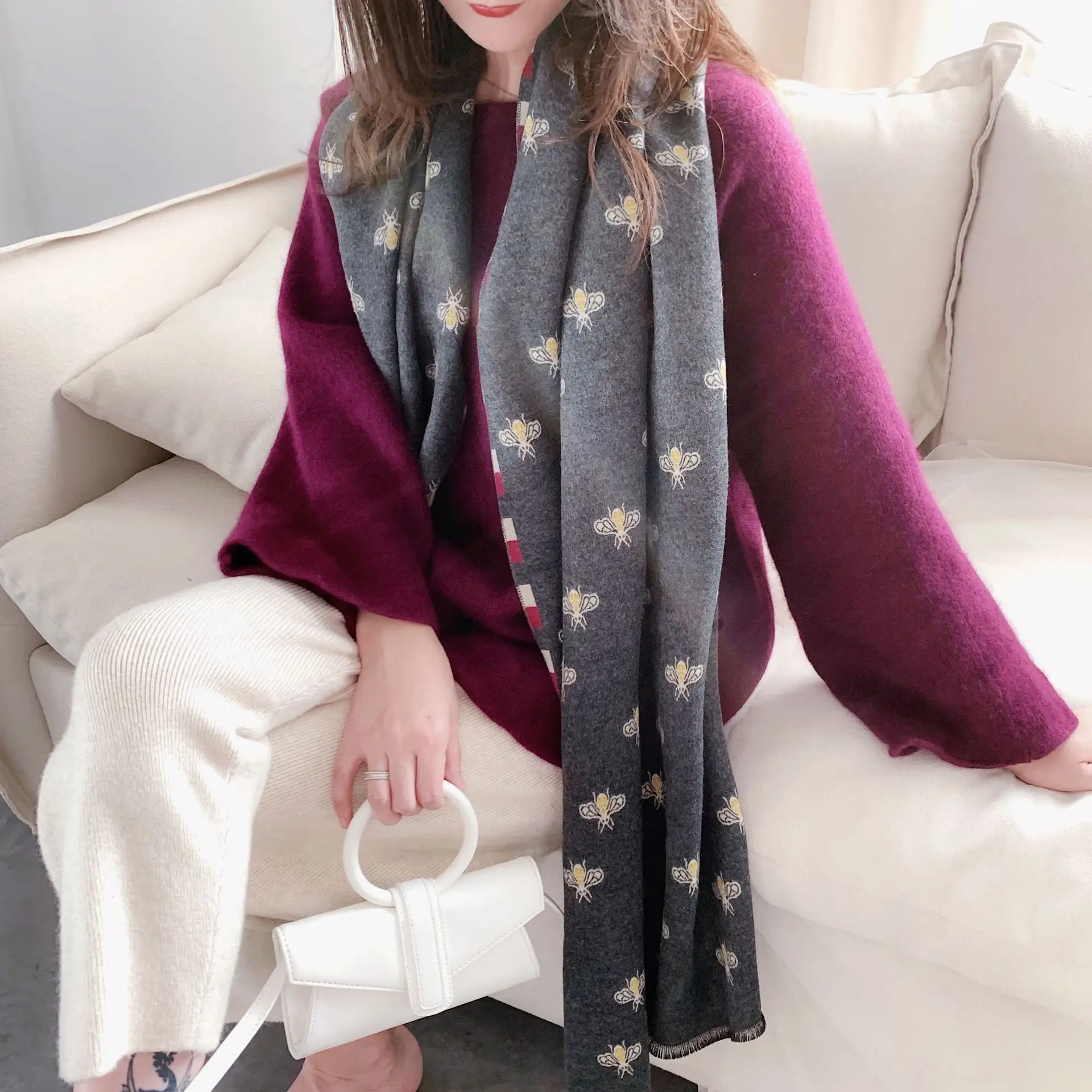 Роскошный брендовый серый розовый женский шарф, зимние теплые кашемировые шали, Дамское одеяло с принтом пчелы, палантин