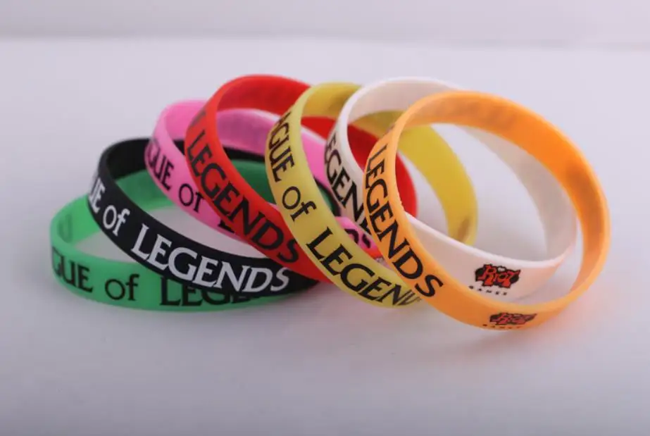 

Wholesale 100pcs/lot Game Play CS GO Silicone Rubber Diabetes CSGO Counter Strike Red Yellow White Cross Fire silicone bracelet