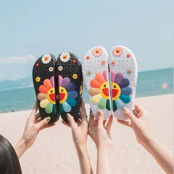 

Beach Slippers 3D Smiling Sunflower Platform Sandals Women Casual Flats Flip Flops Women Outside Summer Home Bath Indoor Shoes