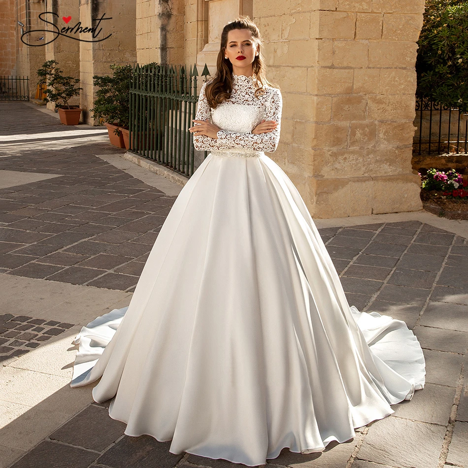 Turtleneck wedding gown Clearance