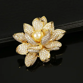 

KingDeng Natural Pearl Brooches Luxury Zircon Women Christmas Jewelry Lapel Pin Enamel Pins Fashion Copper Lotus Gold Bling