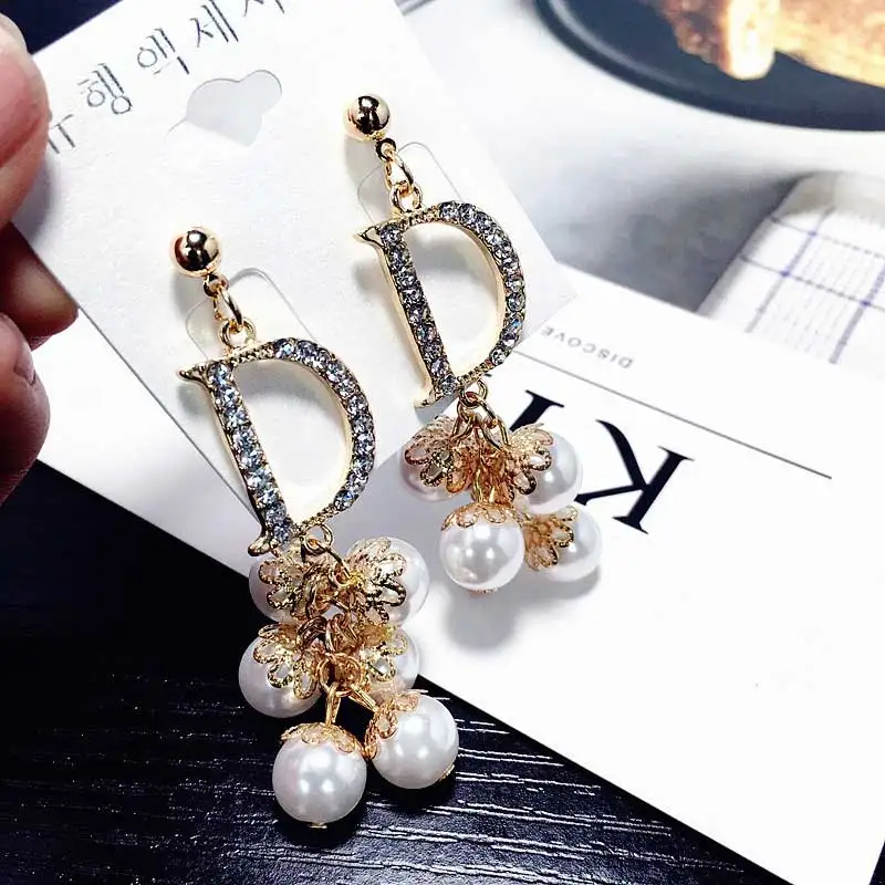 

Rhinestone DD Letter Woman Earrings Large Pearl String Tassel Long Luxury Earrings