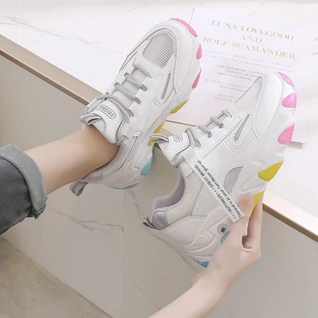 

2020 Autumn Fashion Shoes Woman Sneakers Female Running Shoes Breathable Mesh Hollow Slip Chaussure Color Bottom Women Shoes