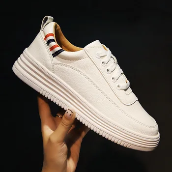 

White Chunky Sneakers Women Split Leather Low-Heel Flat Platform Ladies Lace-Up Fashion White Tenis Shoes Women Size 35-43