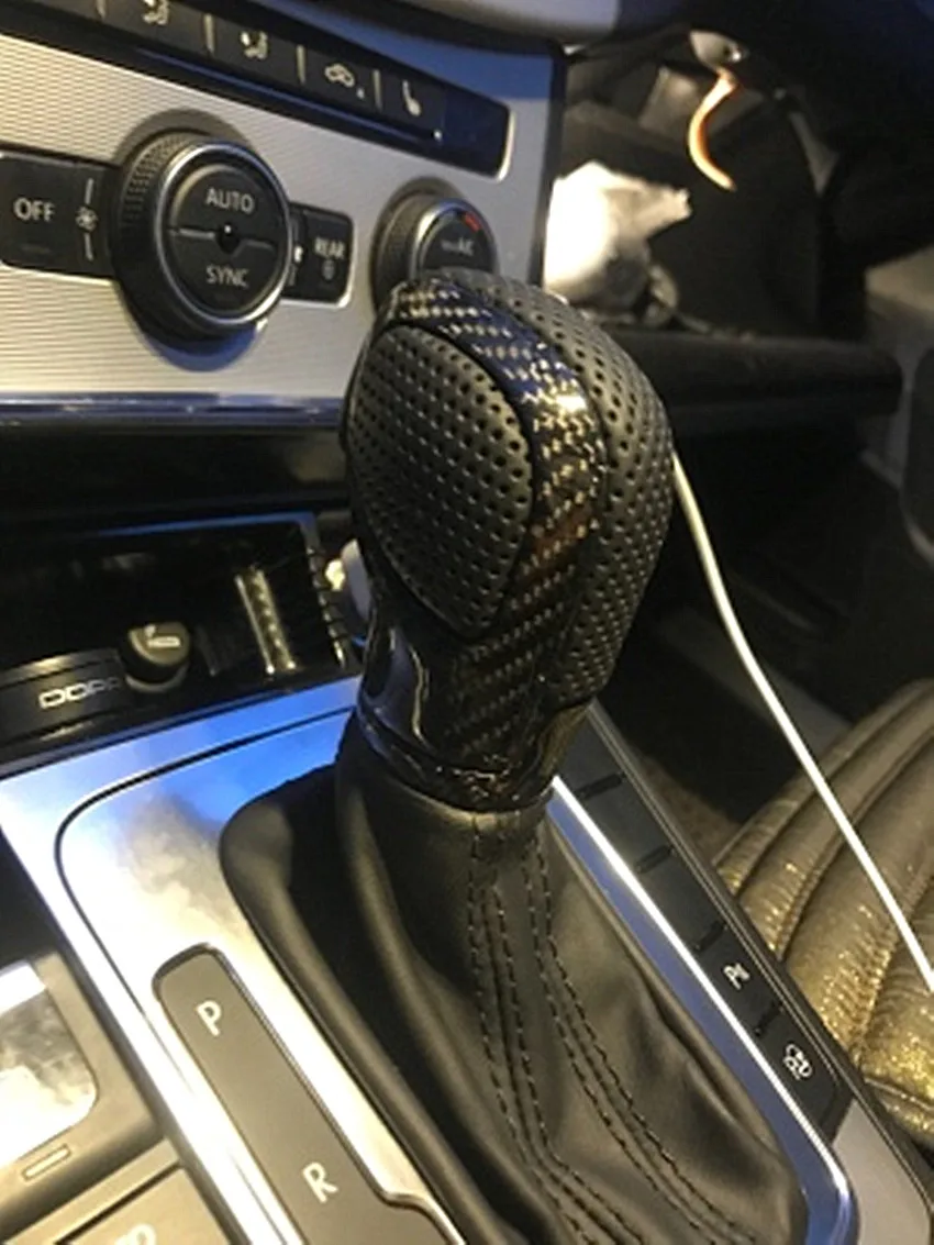 Private custom carbon fiber Gear shift knob Gear Shifter for Infiniti