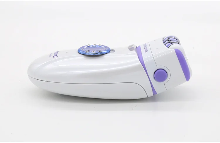 4890336427_819940740