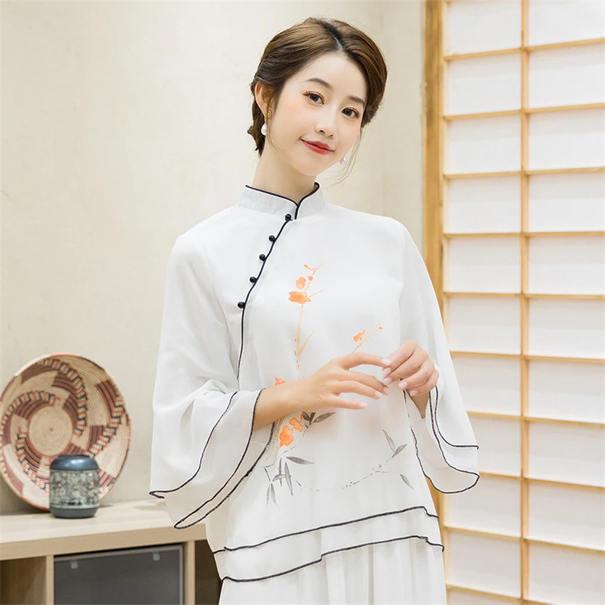 Fashion Traditional Dresses Traditional Blouses Berghaus Traditional Blouse white casual look 
