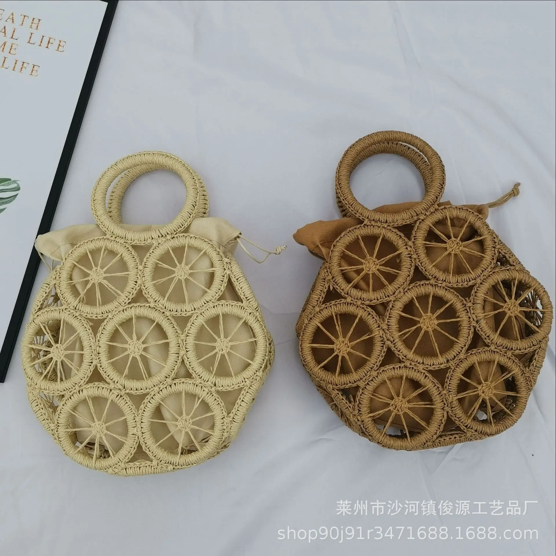 Creative Rattan Hollow Round Straw Bags Wicker Woven Women Handbags Summer Beach Shoulder Crossbody Bags Casual Lady Purses