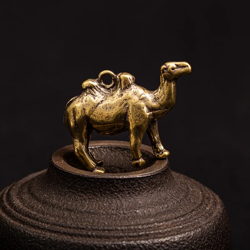 camel keychain pendants (9)