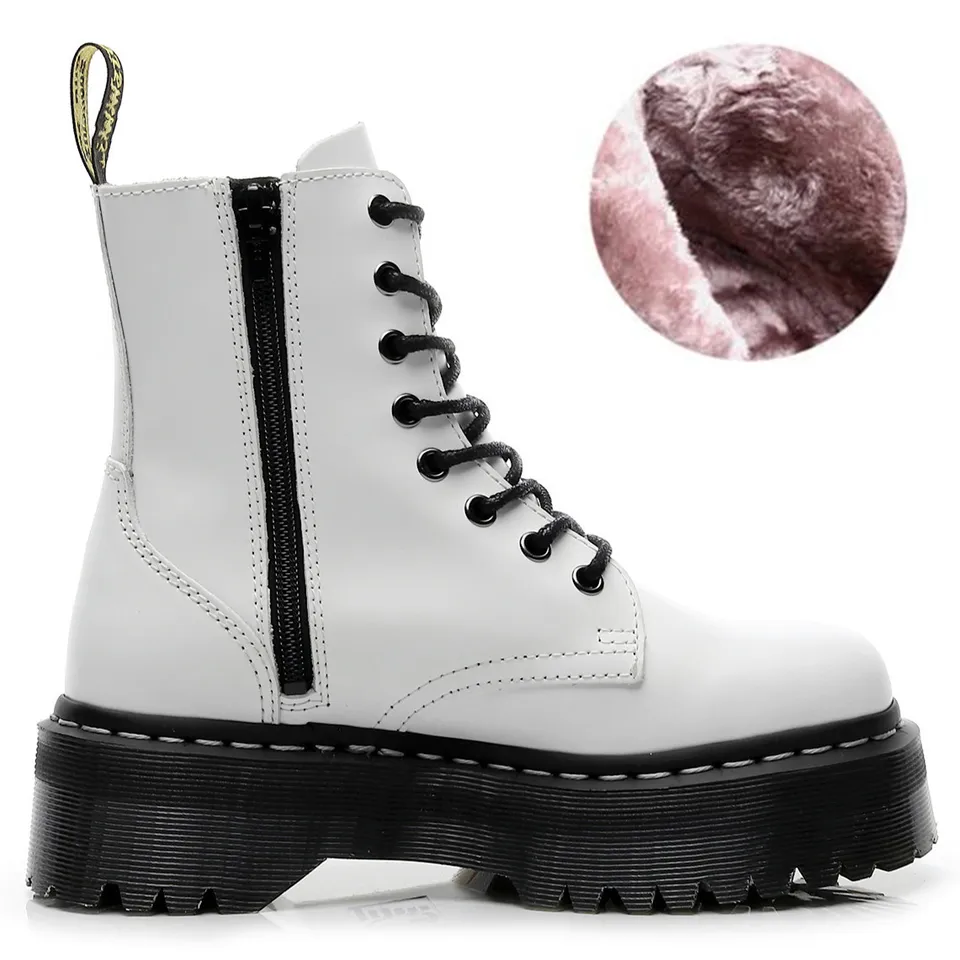 round toe motorcycle boots