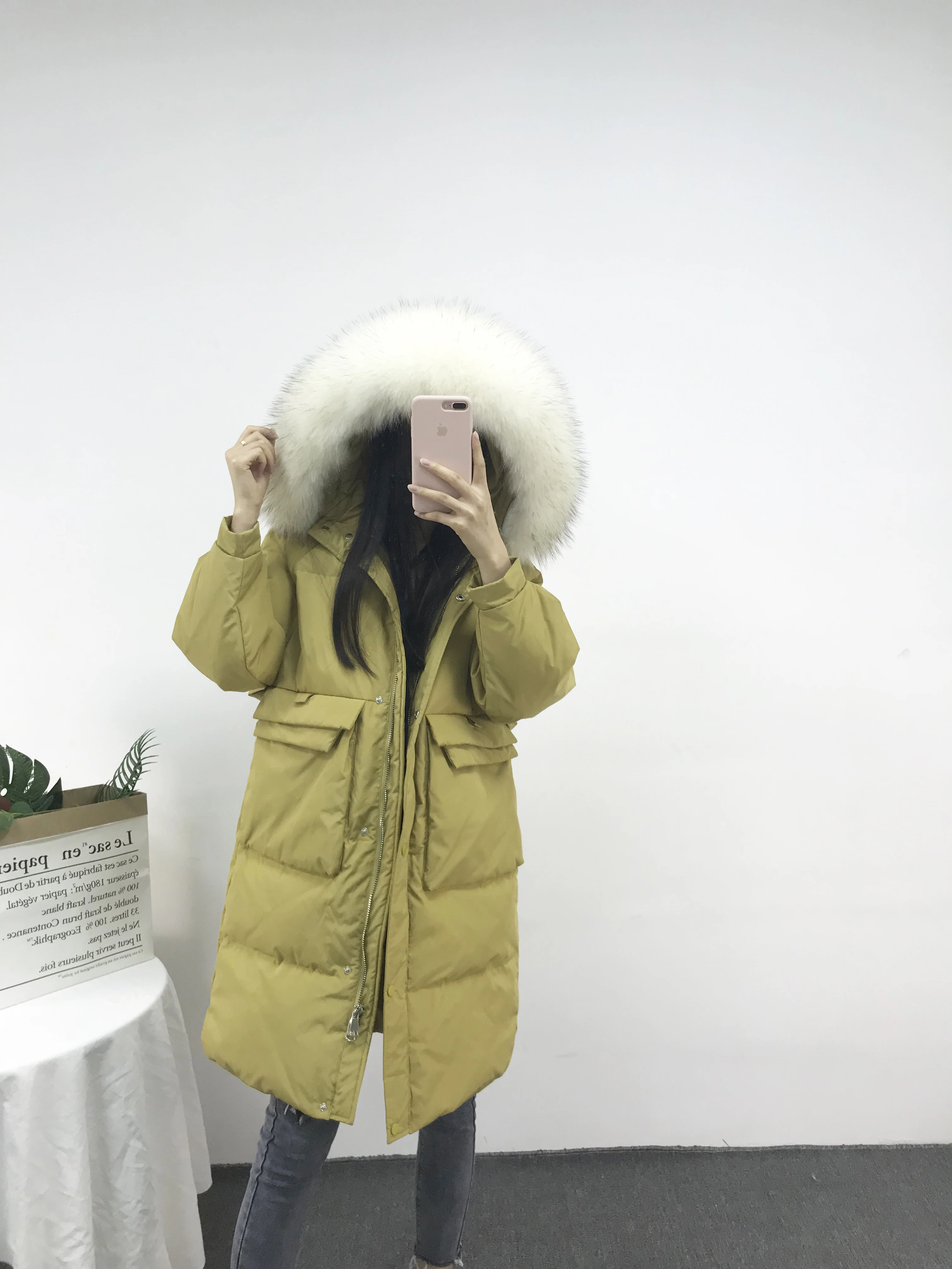 Зимнее женское белое пуховое пальто в Корейском стиле, большие размеры, с капюшоном, однотонная верхняя одежда на утином пуху, w1929