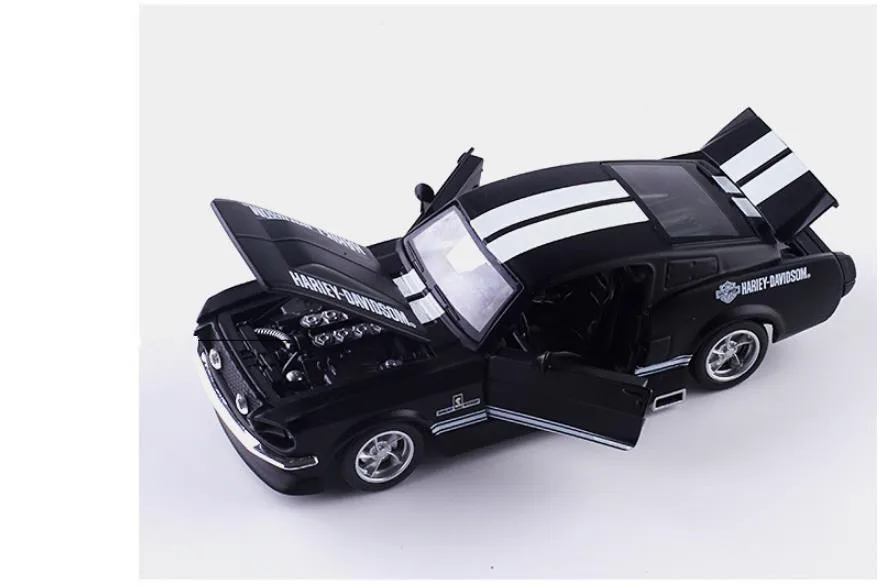 1:32 Ford Mustang модель автомобиля из сплава, детские развивающие игрушки, симулятор звука и светильник, 4 двери - Цвет: 2