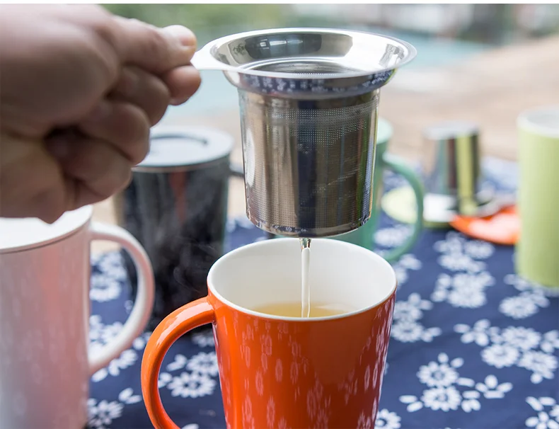 Porcelain Travel Cup with Stainless Steel Tea Infuser