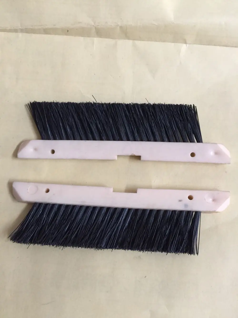 4pcs Clearing Brush Spare Parts for Silver Reed Knitting Machine 4.5/3.6mm SK210 SK218 SK280 360 SK840 F270 370 | Дом и сад