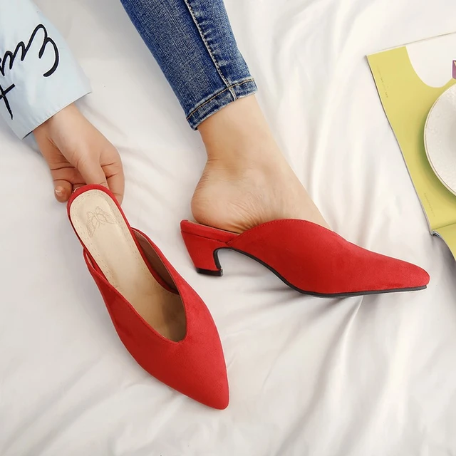 Update more than 155 v cut shoes block heel esthdonghoadian