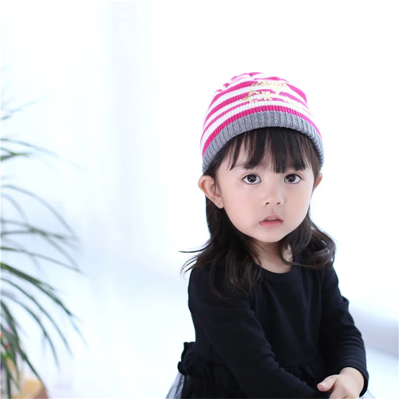 Новая модная детская шапочка, горячая штамповка, полосатая вязаная детская шапка, Осенняя детская шапка для девочек, зимняя теплая детская шапка
