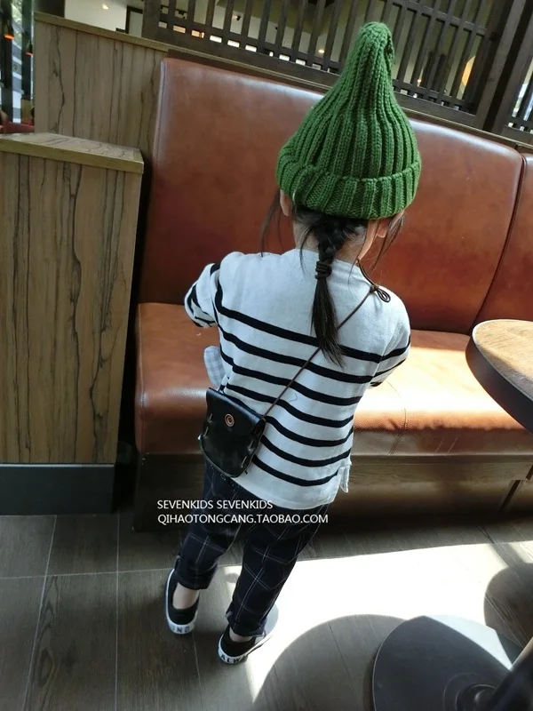 

2017 Spring And Autumn New Style Literature And Art-Style Black And White Stripes Long Sleeve Side Slit Thin Sweater Children Ve