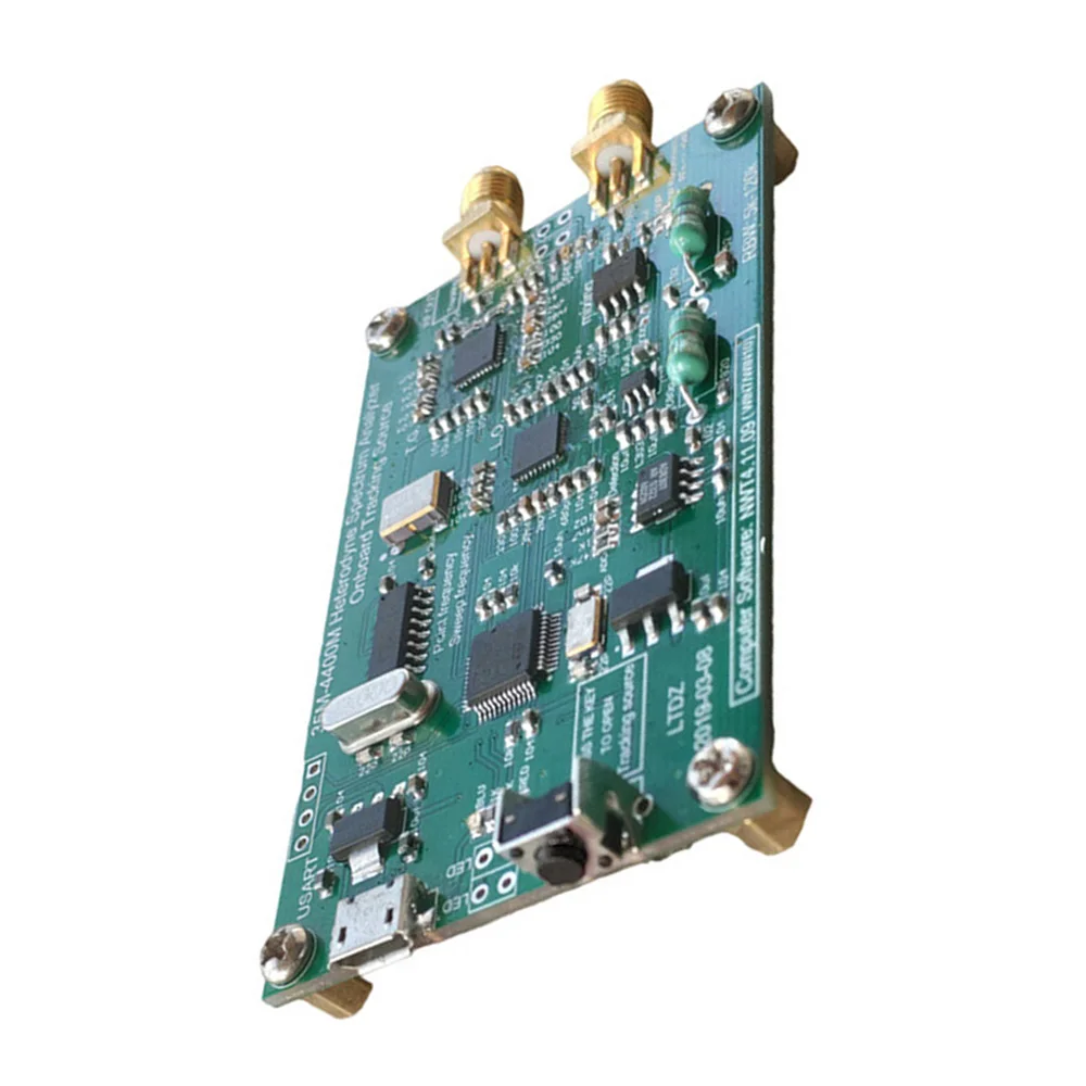 

35-4400M Spectrum Analyzer Signal Source With Tracking Source Module Board Set
