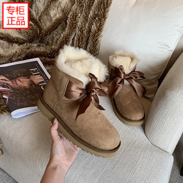 

Genuine Leather Snow Boots Women's 2019 Winter New Style Sheep Fur Snow Boots Flat Short Warm Wool Short Boots
