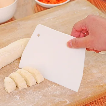 

Cake Dough Scraper Pastry Butter Cream Spatulas Trapezoidal Kitchen Cutter Baking Tools Plastic Pastry Scraper Cream Spatulas