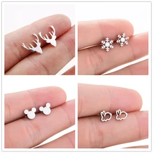 Маленькие серьги из нержавеющей стали серебристого цвета с оленем/снежинками/мультяшным Микки Маусом; рождественские подарки для женщин и детей; аниме; Cos; одежда