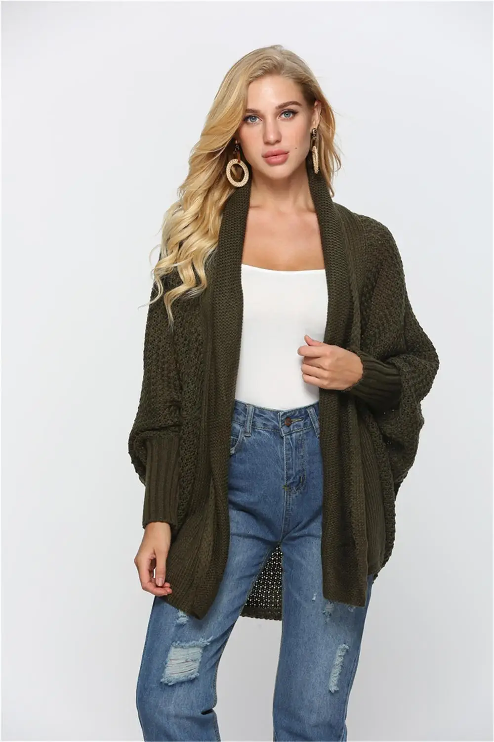 army green sweater Вязаный Пончо Накидка Пальто Женщина Крылья Летучей Мыши Кардиган Одноцветный Сплошной Цвет Свитер Простой Хипстер Нерегулярный Отворот Свитер Кардиган Оверсайз Повседневный Уличный Стиль Элегантное Отложной Воротник - Цвет: army green sweater