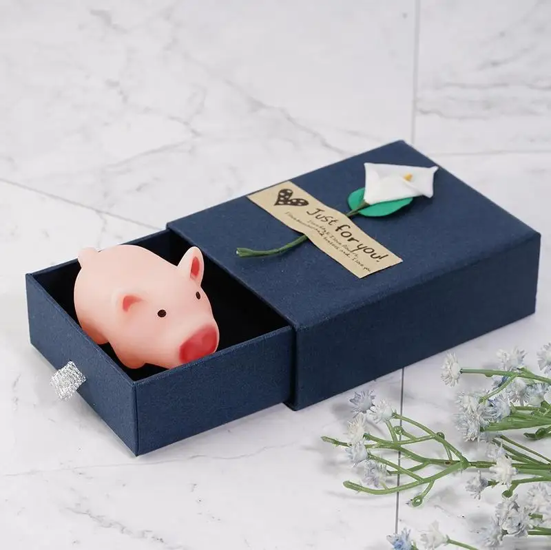 

1 Pc Resin Little Pig Pinch Called Gift Box Gift to Send Men and Women Friends Decompression Pig Pop Up and Make a Sound