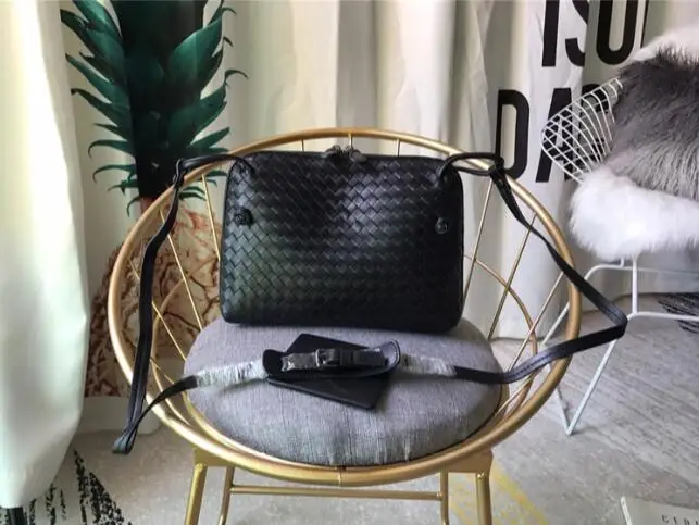 

Sheepskin Woven Luxury crossbody bags Women Girls messenger Handmade Designer Top Quality lambskin Bags Fashion