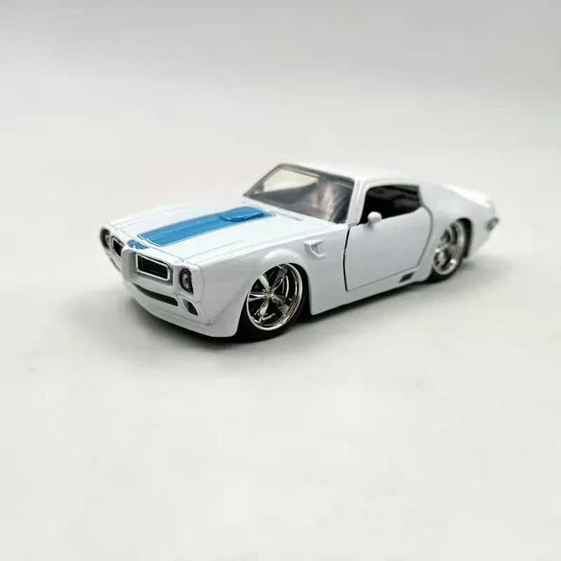 

Diecast Alloy 1:32 Scale 1972 Firebird Car Model Die-cast Metal Vehicle Toy Adult Collection Souvenir Gift