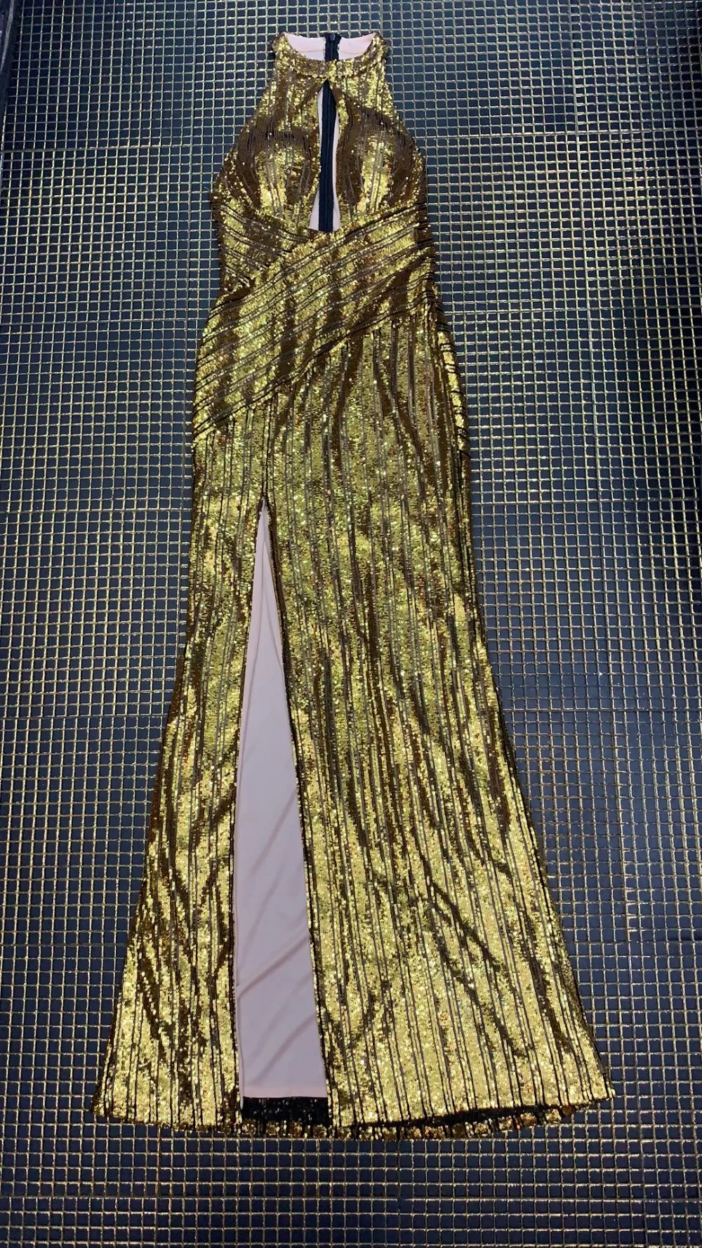5098b3a6